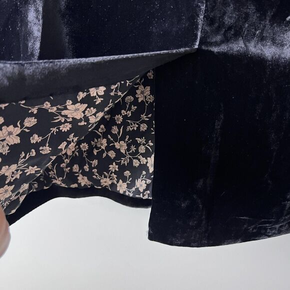 Sundance Monte Rosa Blazer Womens 6 Black Velvet Button Floral Jacket Silk NEW - Picture 10 of 15